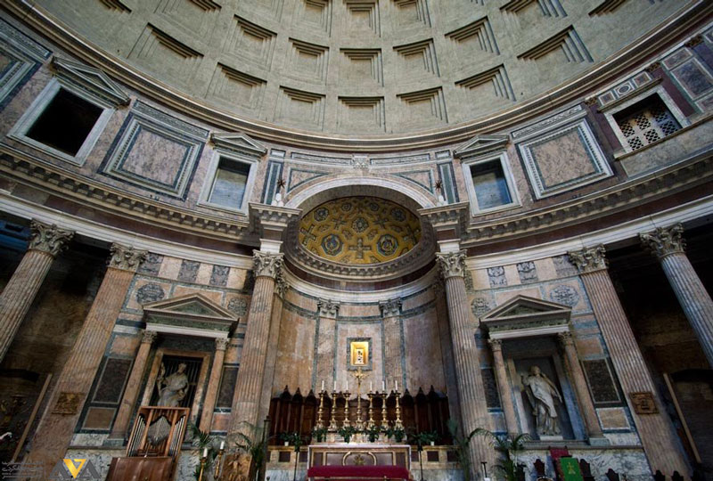 معبد پانتئون تور ایتالیا